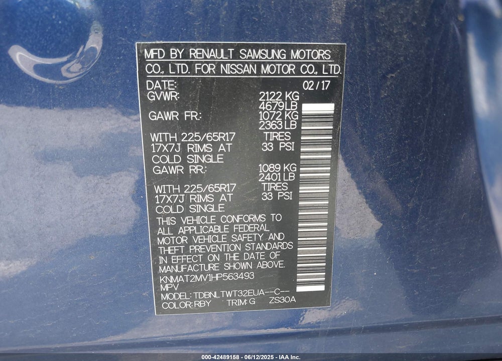 2017 NISSAN ROGUE VIN: KNMAT2MV1HP563493