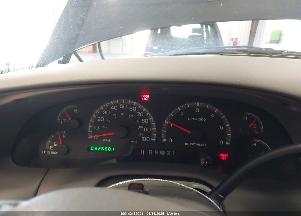 2002 FORD F-150 LARIAT/XL/XLT VIN: 1FTRX18L52NB68536