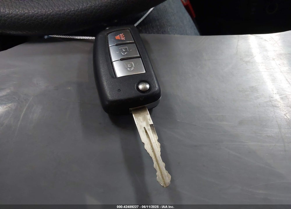 2016 NISSAN ROGUE VIN: 5N1AT2MTXGC837922