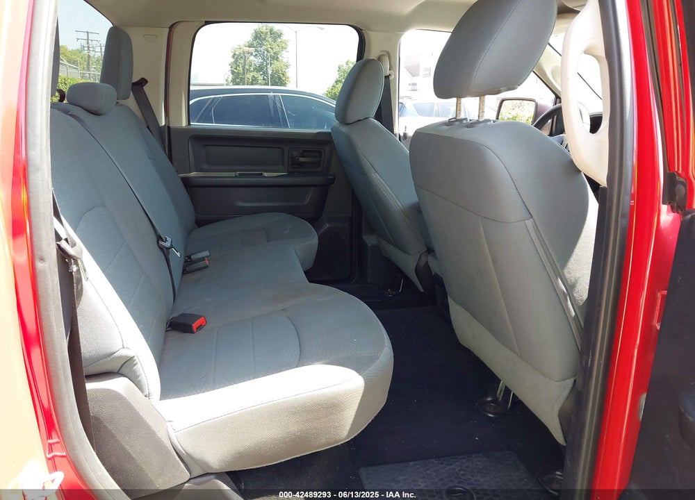 2014 RAM 1500 VIN: 1C6RR6KGXES247247