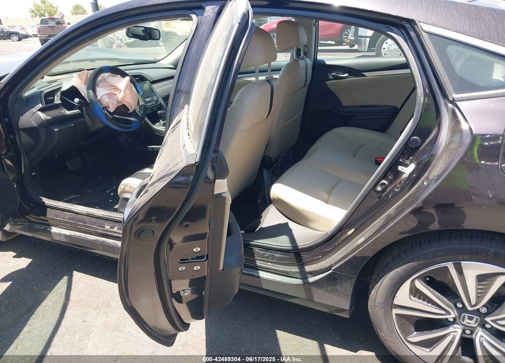 2017 HONDA CIVIC EX-L VIN: 2HGFC1F78HH636069