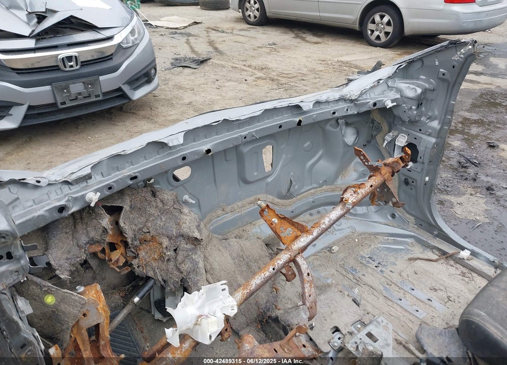2024 TOYOTA BZ4X XLE VIN: JTMABACA6RA084082
