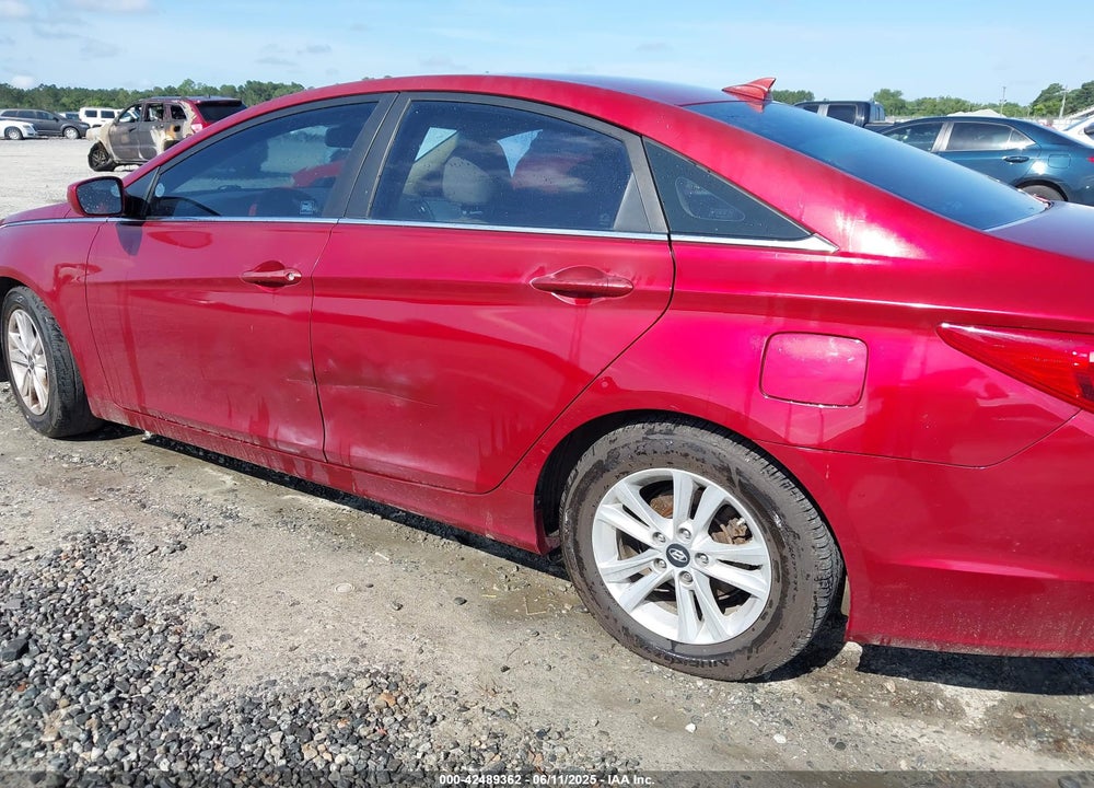 2013 HYUNDAI SONATA GLS VIN: 5NPEB4AC6DH659774