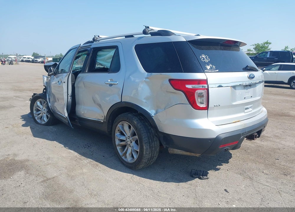 2015 FORD EXPLORER VIN: 1FM5K8D81FGC60126