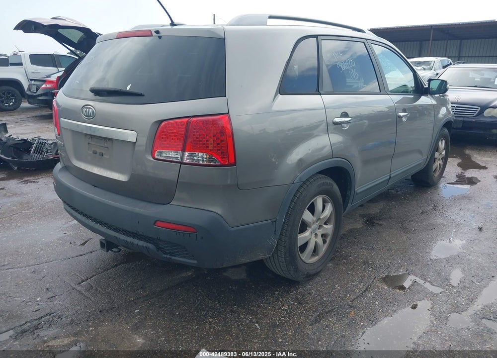 2012 KIA SORENTO VIN: 5XYKT4A2XCG250299