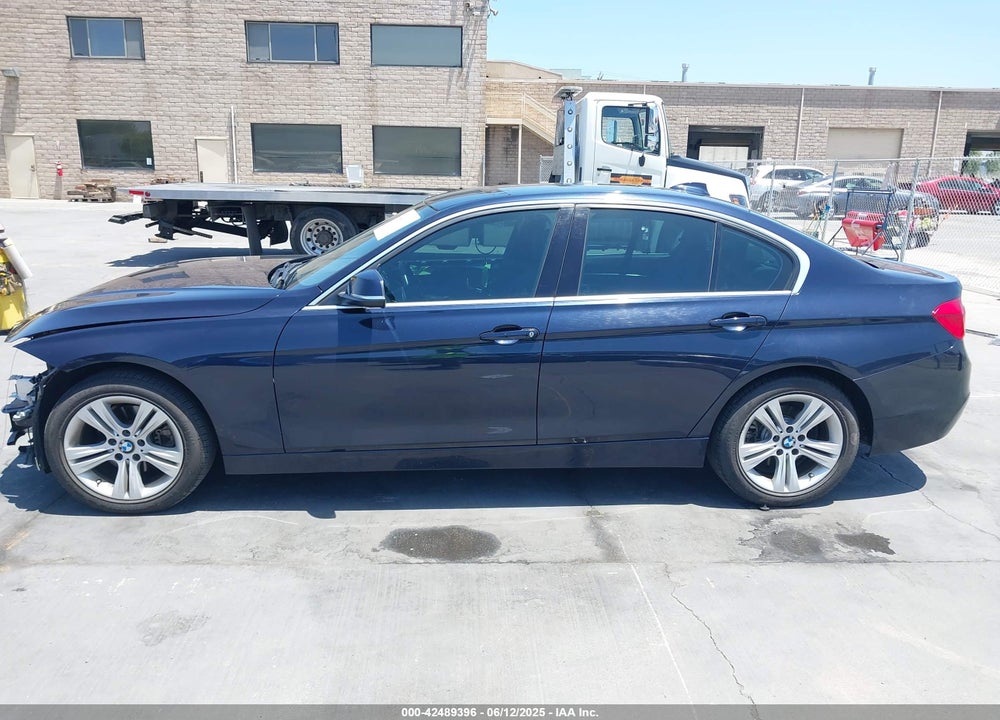 2017 BMW 3 SERIES VIN: WBA8B9G5XHNU51094
