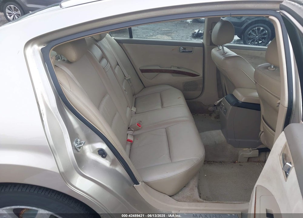 2005 NISSAN MAXIMA VIN: 1N4BA41E35C860915