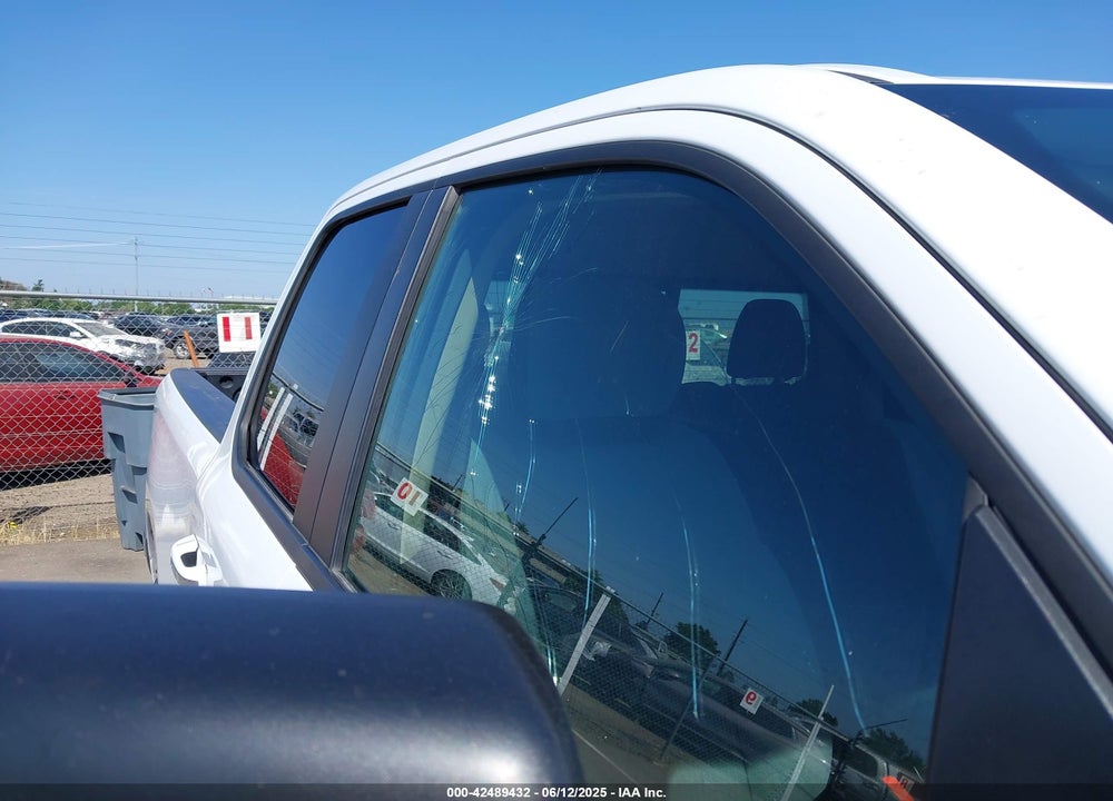 2020 RAM 1500 VIN: 1C6RREBT4LN256707