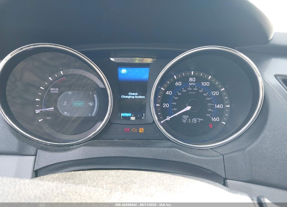2014 HYUNDAI SONATA HYBRID VIN: KMHEC4A41EA104497