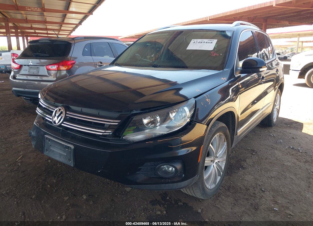 2012 VOLKSWAGEN TIGUAN VIN: WVGBV7AX7CW559296