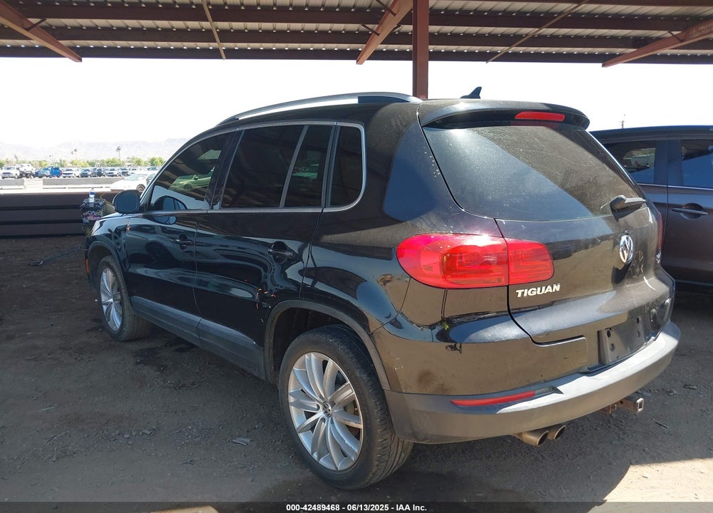 2012 VOLKSWAGEN TIGUAN VIN: WVGBV7AX7CW559296
