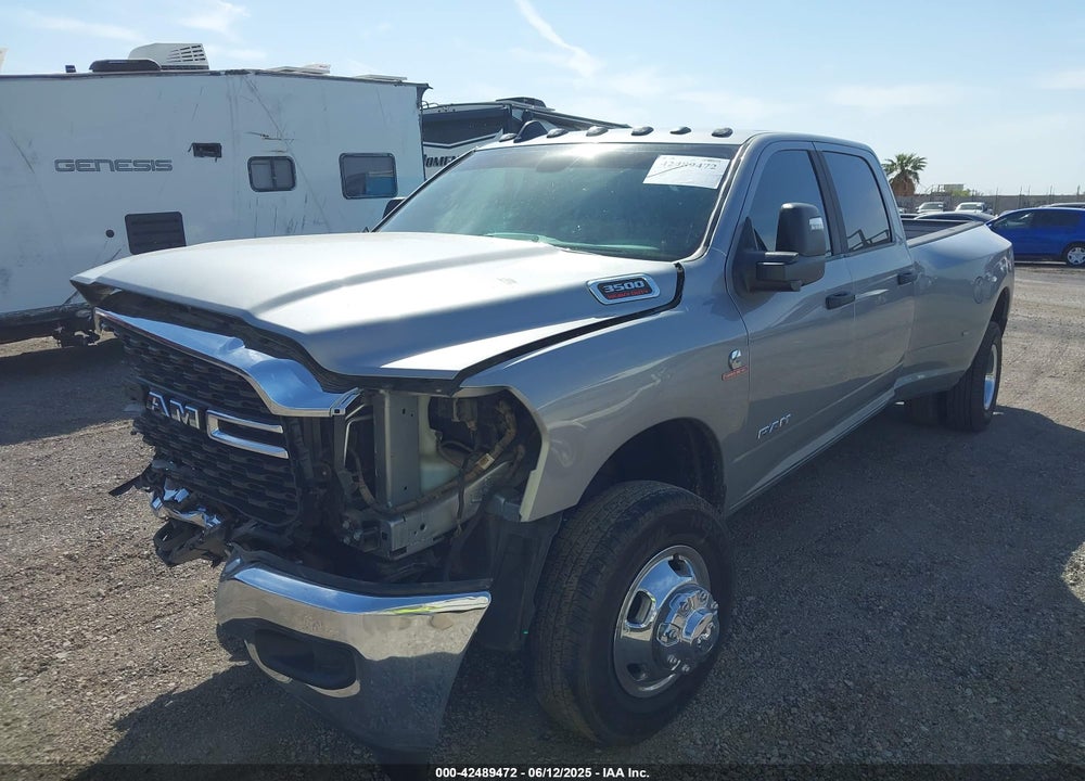 2023 RAM 3500 BIG HORN  4X4 8' BOX VIN: 3C63RRHL4PG542723