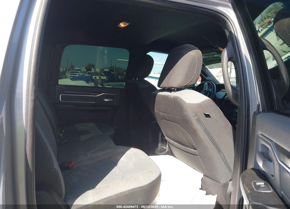 2023 RAM 3500 BIG HORN  4X4 8' BOX VIN: 3C63RRHL4PG542723
