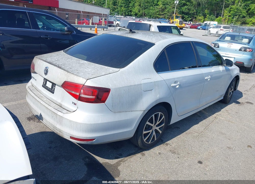 2018 VOLKSWAGEN JETTA VIN: 3VWDB7AJ4JM244919