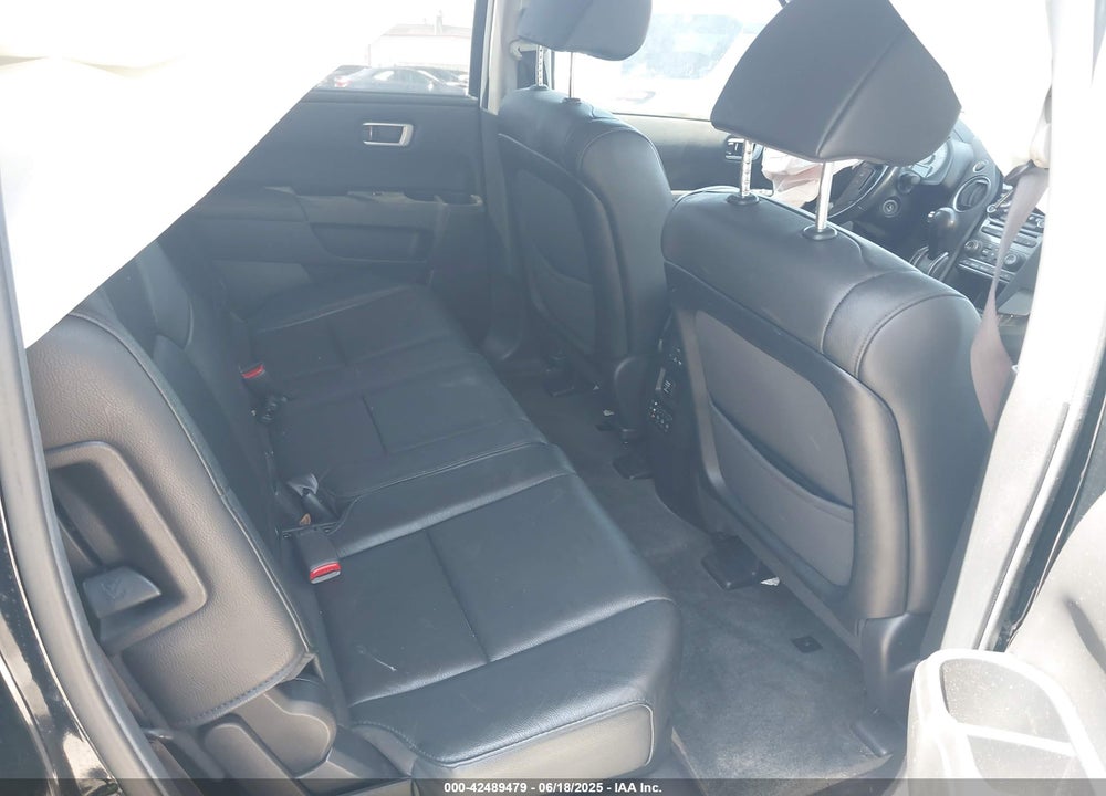 2013 HONDA PILOT TOURING VIN: 5FNYF3H97DB037141