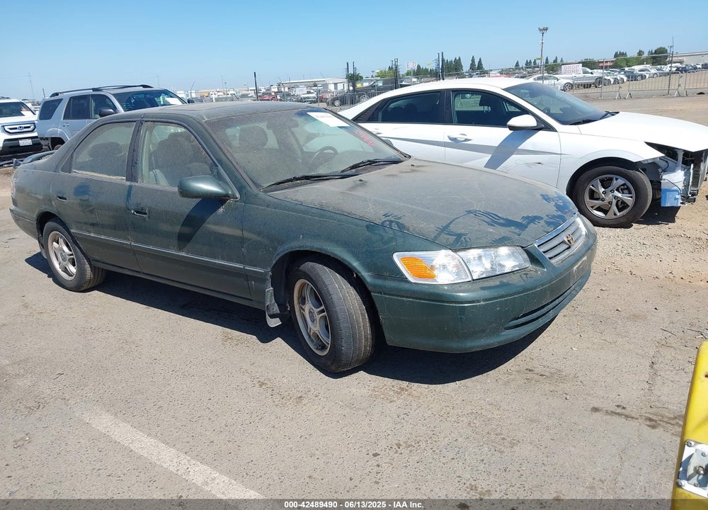 2000 TOYOTA CAMRY XLE V6 VIN: JT2BF28K3Y0243380
