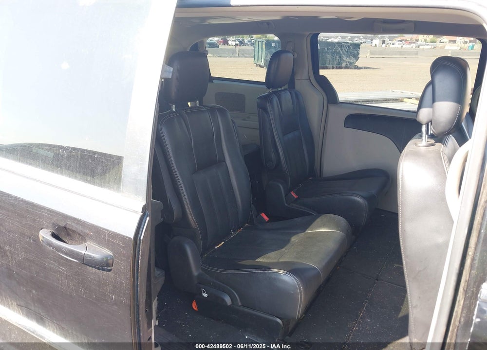 2012 CHRYSLER TOWN & COUNTRY TOURING VIN: 2C4RC1BG1CR423548