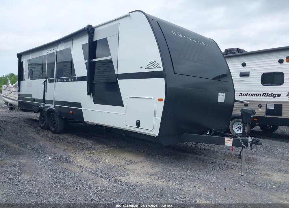 2025 BRINKLEY RV RV VIN: 7T0T13125SC000541