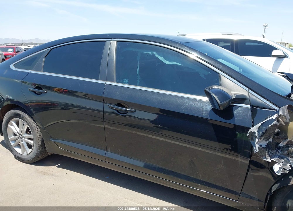 2017 HYUNDAI SONATA VIN: 5NPE24AF5HH482649