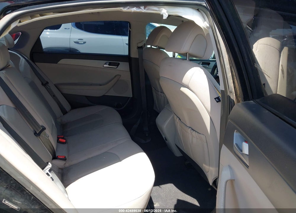 2017 HYUNDAI SONATA VIN: 5NPE24AF5HH482649