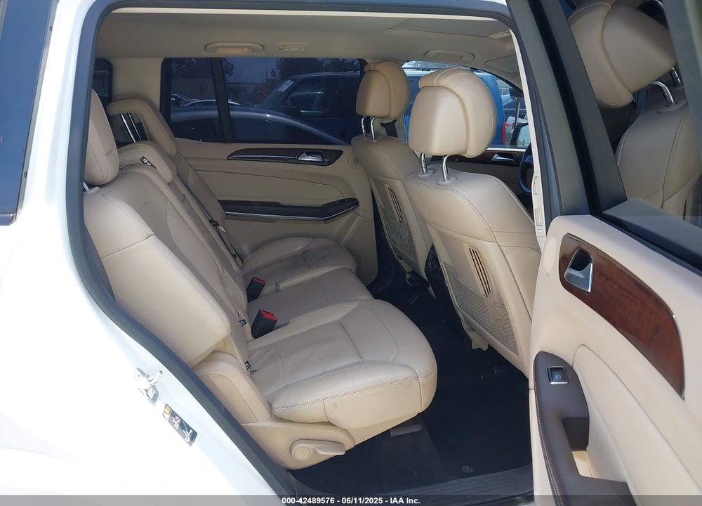 2017 MERCEDES-BENZ GLS-CLASS VIN: 4JGDF7DE2HA823559