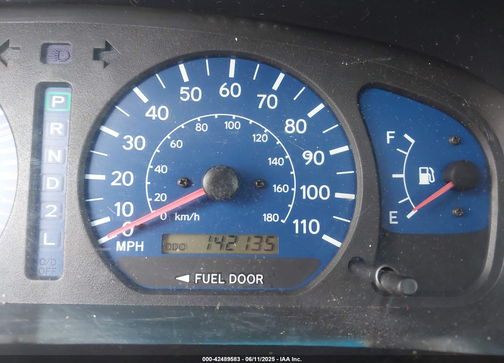 2001 TOYOTA SIENNA XLE VIN: 4T3ZF13C41U373962