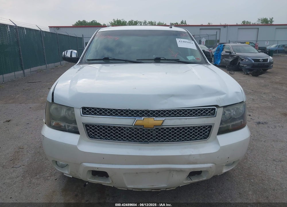 2010 CHEVROLET TAHOE VIN: 1GNUKCE03AR101284