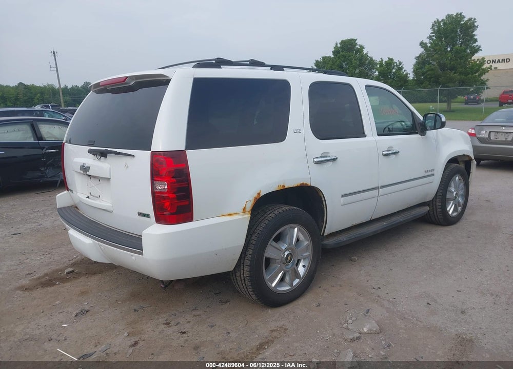 2010 CHEVROLET TAHOE VIN: 1GNUKCE03AR101284