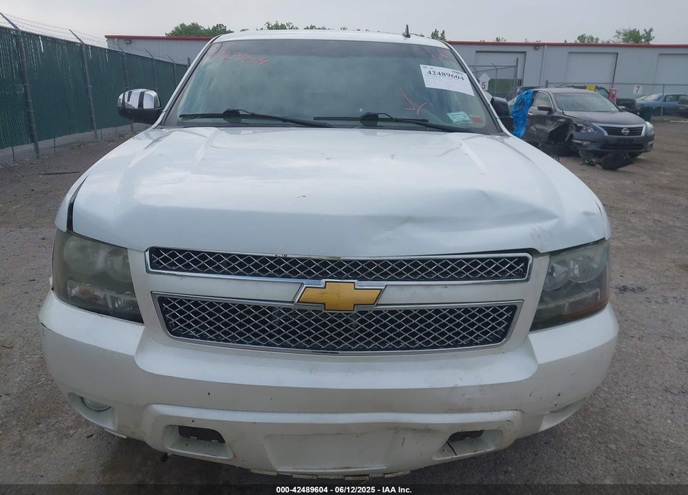 2010 CHEVROLET TAHOE VIN: 1GNUKCE03AR101284