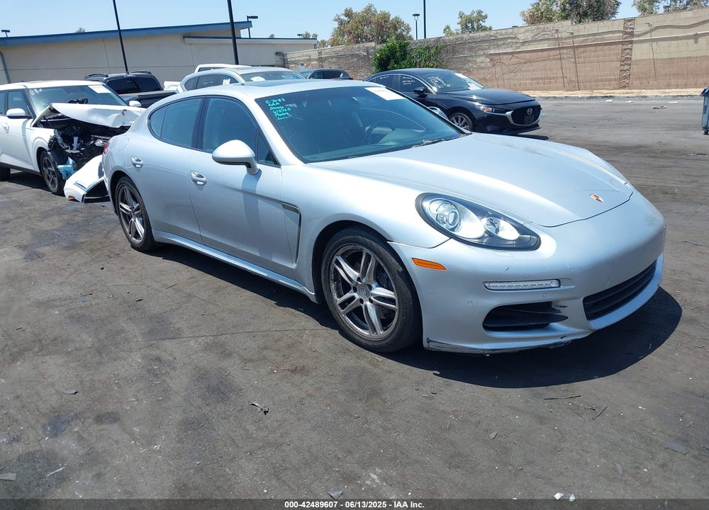 2014 PORSCHE PANAMERA 4 VIN: WP0AA2A79EL015160