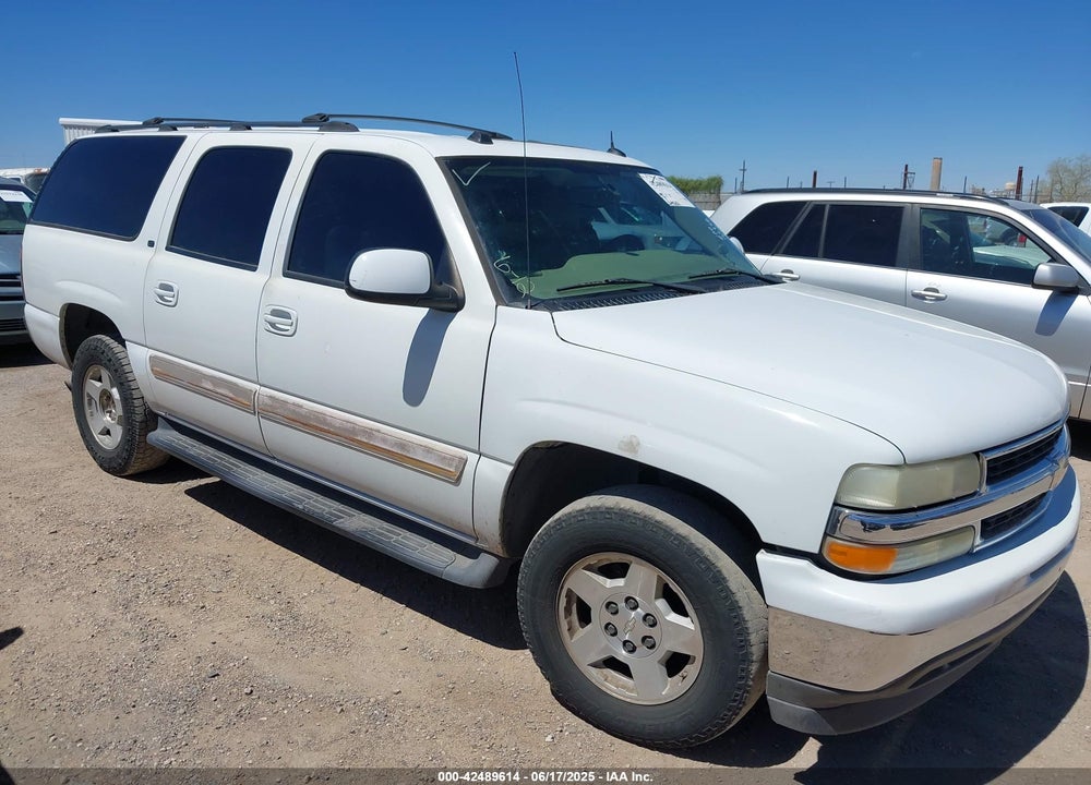 2005 CHEVROLET SUBURBAN 1500 LT VIN: 1GNEC16Z85J160936