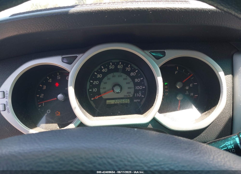 2004 TOYOTA 4RUNNER VIN: JTEBU14R740042677