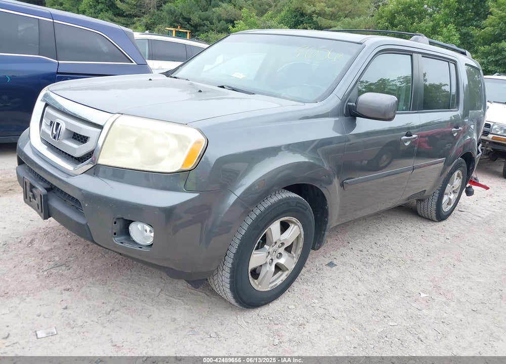 2010 HONDA PILOT EX VIN: 5FNYF4H42AB019118