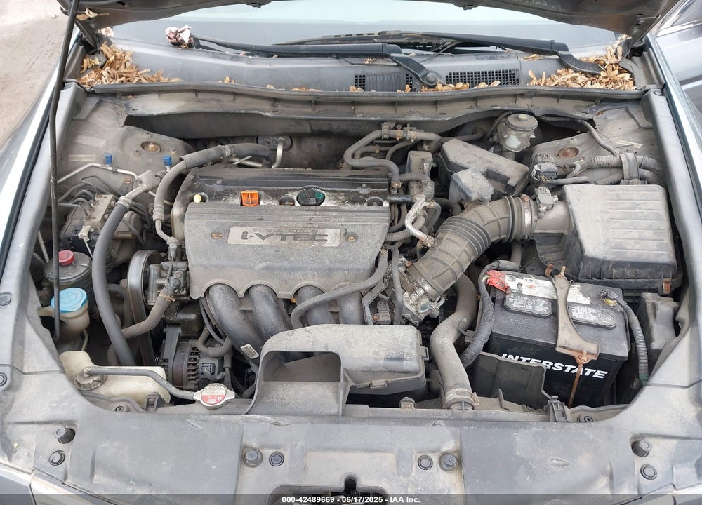 2009 HONDA ACCORD VIN: 1HGCP26499A051231