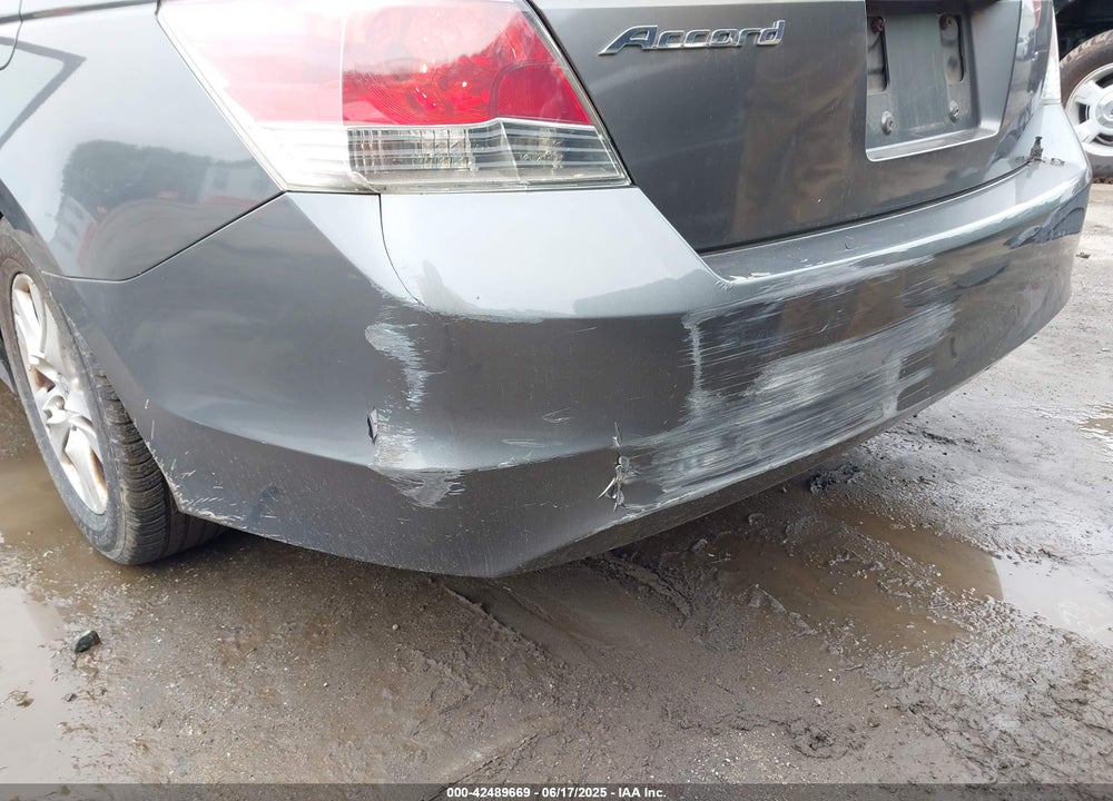 2009 HONDA ACCORD VIN: 1HGCP26499A051231