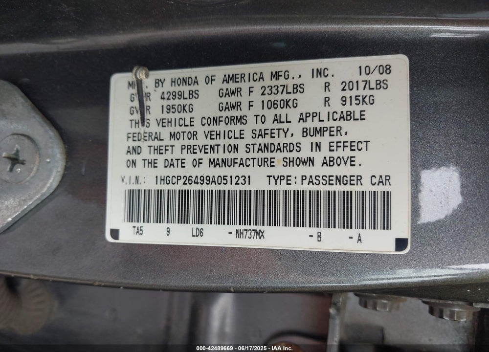 2009 HONDA ACCORD VIN: 1HGCP26499A051231