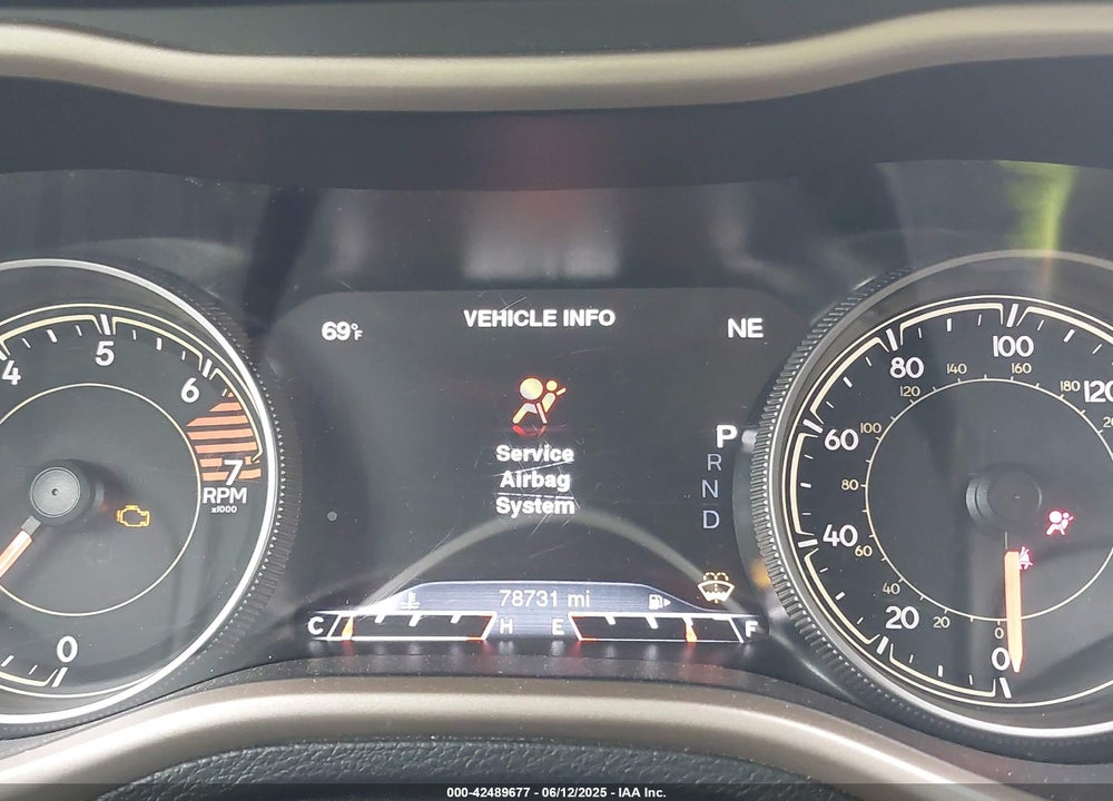 2017 JEEP CHEROKEE LIMITED FWD VIN: 1C4PJLDB1HW607171