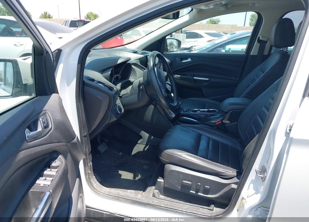 2015 FORD ESCAPE TITANIUM VIN: 1FMCU0J92FUB25268