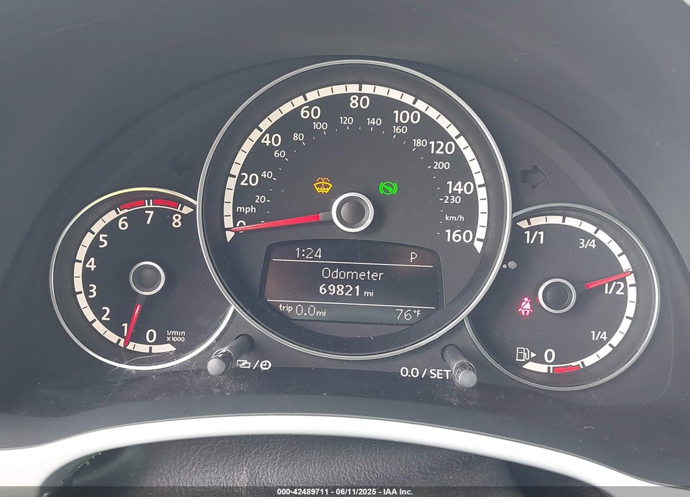 2013 VOLKSWAGEN BEETLE VIN: 3VW5X7ATXDM813283