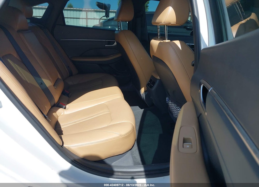2021 HYUNDAI SONATA LIMITED VIN: 5NPEH4J24MH111973
