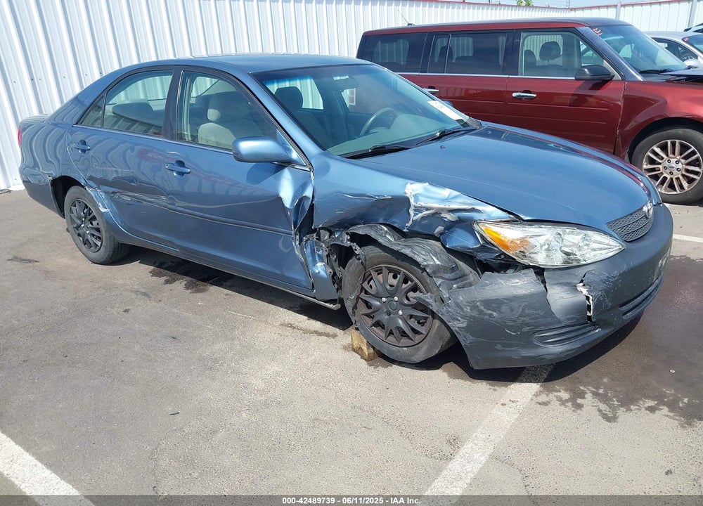 2004 TOYOTA CAMRY VIN: JTDBE32K040288389