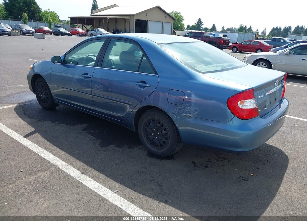2004 TOYOTA CAMRY VIN: JTDBE32K040288389