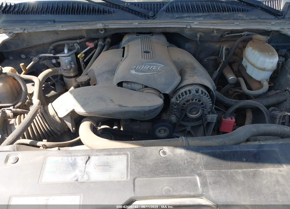 2005 GMC YUKON DENALI VIN: 1GKEK63U35J128028