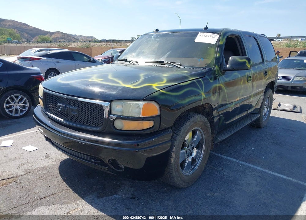 2005 GMC YUKON DENALI VIN: 1GKEK63U35J128028