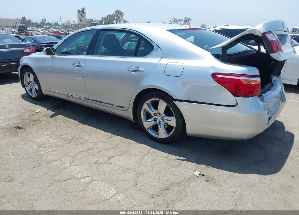 2011 LEXUS LS 460 L VIN: JTHGL5EFXB5042051