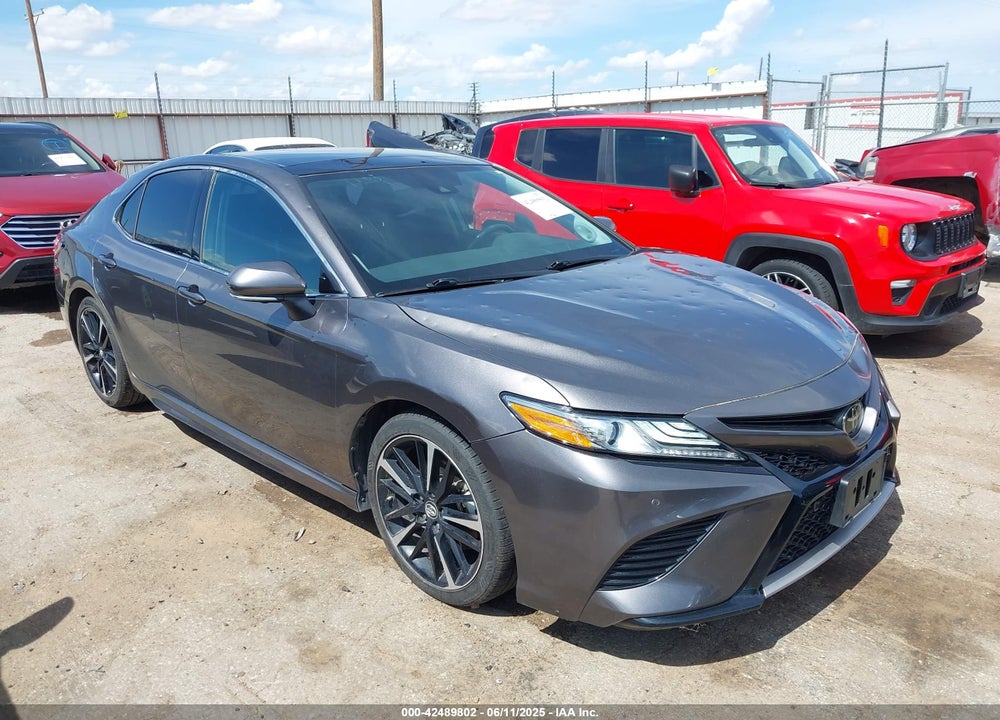 2019 TOYOTA CAMRY XSE VIN: 4T1B61HK5KU697580