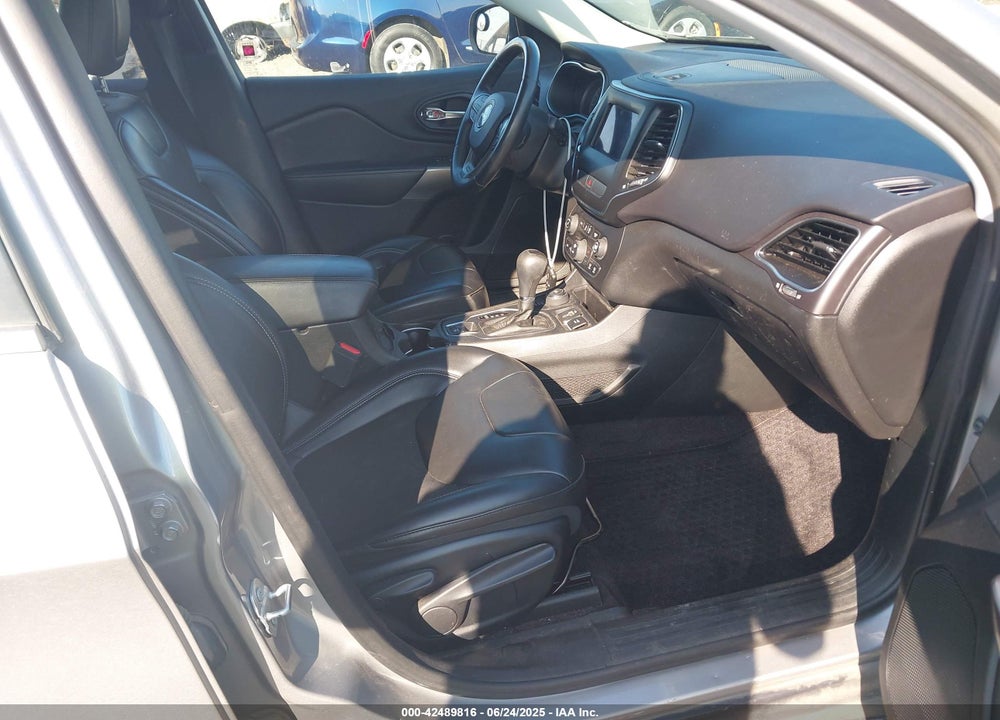 2019 JEEP CHEROKEE LATITUDE PLUS 4X4 VIN: 1C4PJMLN2KD213943