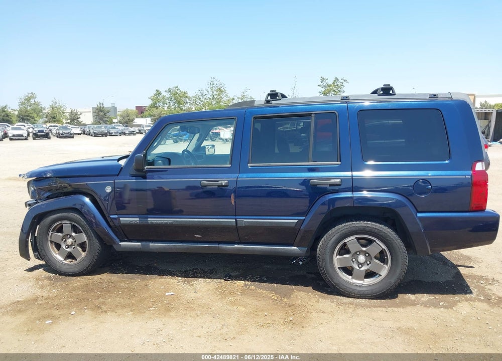 2006 JEEP COMMANDER VIN: 1J8HG48NX6C124394