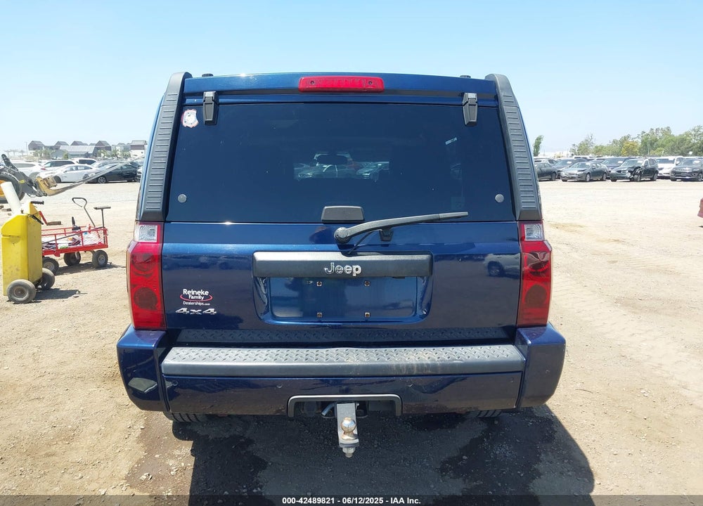 2006 JEEP COMMANDER VIN: 1J8HG48NX6C124394