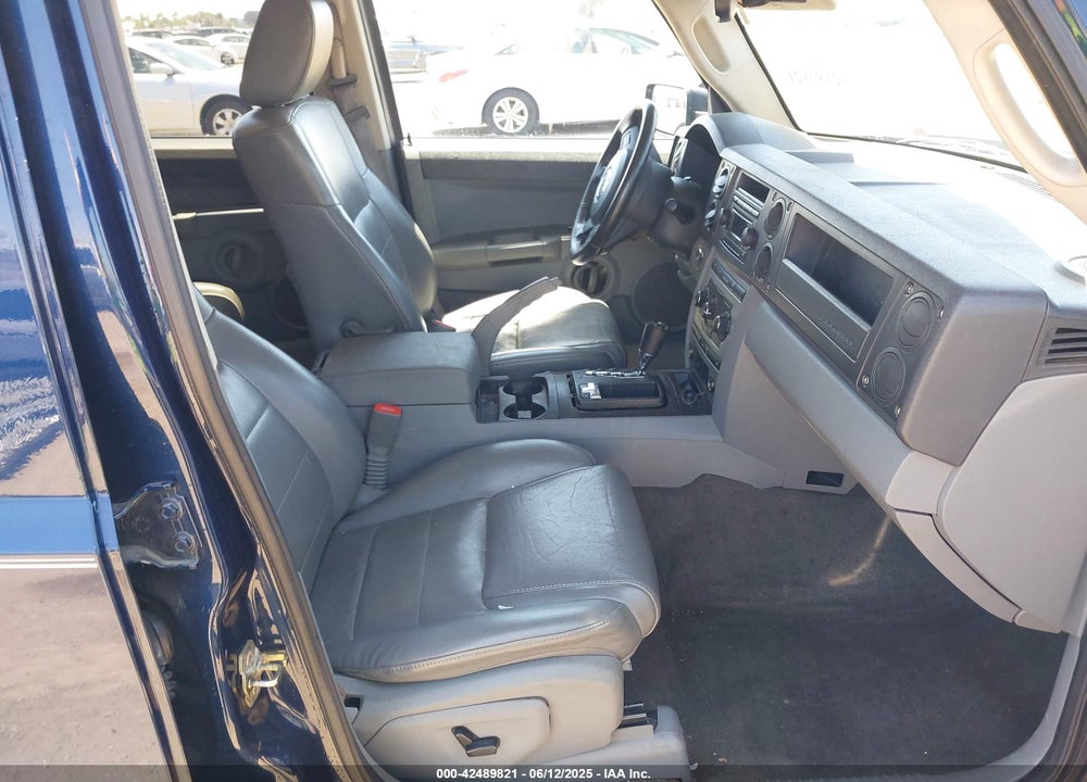 2006 JEEP COMMANDER VIN: 1J8HG48NX6C124394